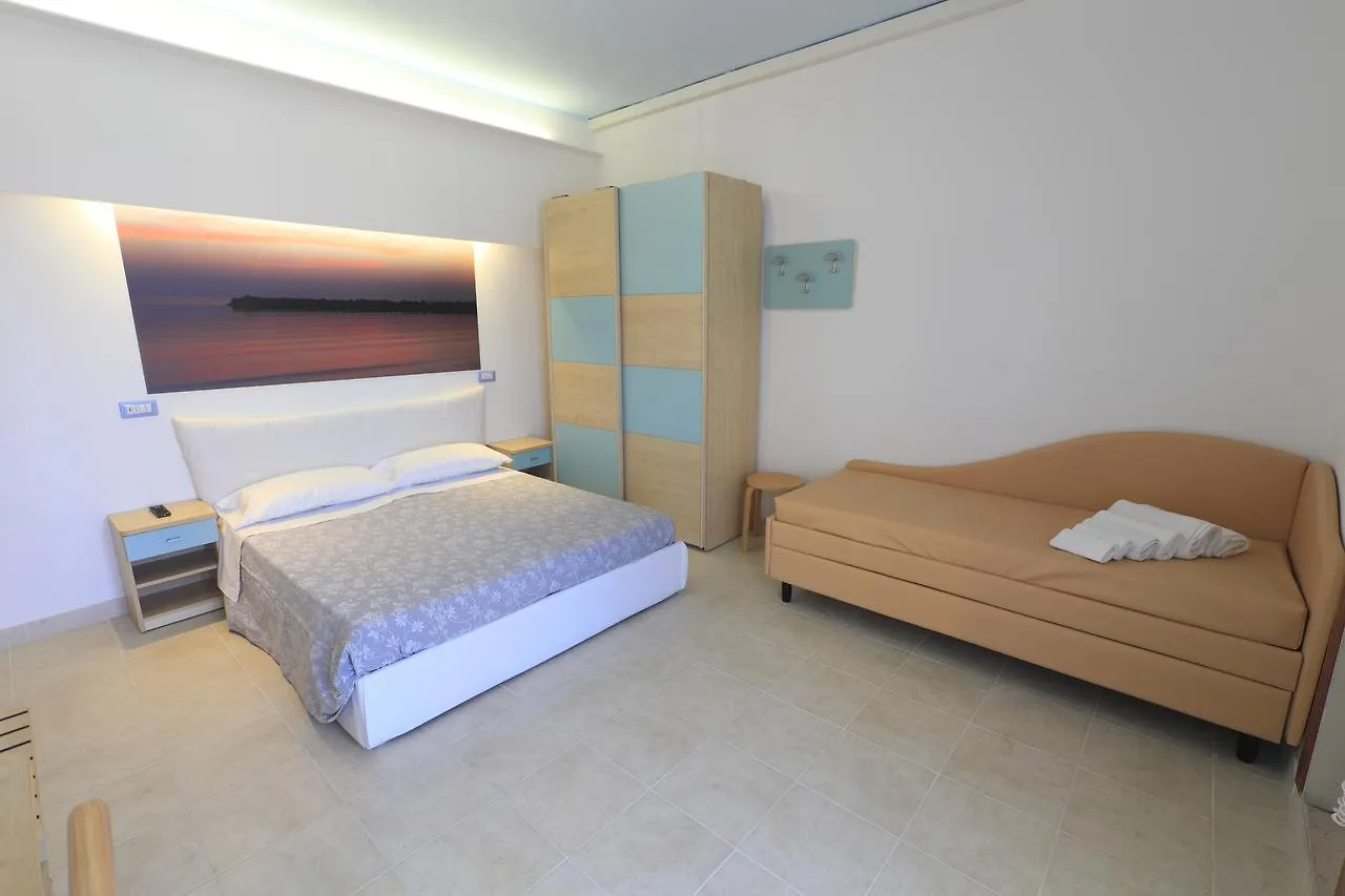 ***  Art Hotel La Perla Bellaria-Igea Marina İtalya