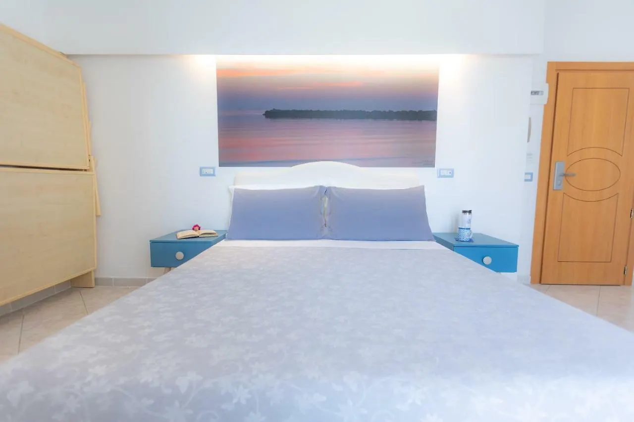 Art Hotel La Perla Bellaria-Igea Marina 3*,