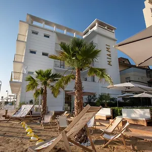 4* Szálloda Miami
